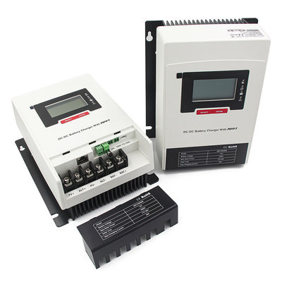 Buon prezzo 60A 12Vdc Max.Alternatore caricabatterie a corrente continua 50A MPPT caricabatterie solare 700W Potenza di ingresso fotovoltaica in linea